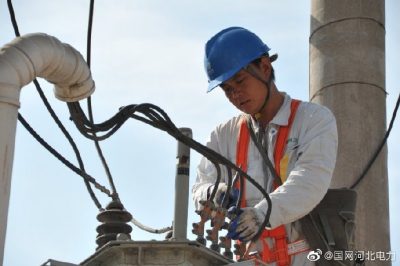 衡水供電對10千伏周油線594線路進行設備增容