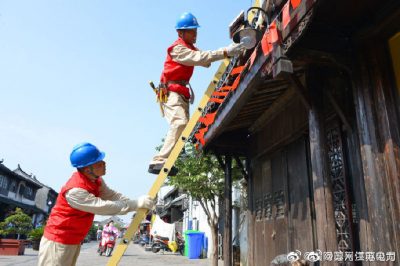 連夜送電沖任務 護航電網迎大慶