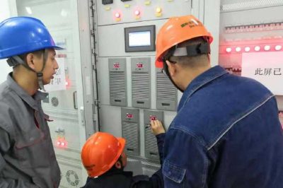 鳳縣330千伏鳳州變進行二次設備驗收工作
