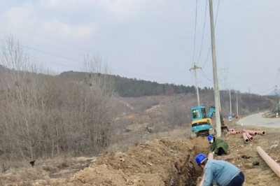 環山公路乳山段供電線路搬遷改造工程施工