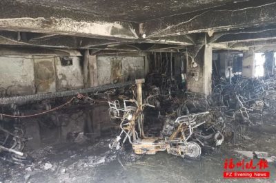 突發！100多輛電動車被燒毀！