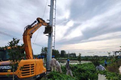 對前鋒鎮張集7號變低壓線路進行電網改造